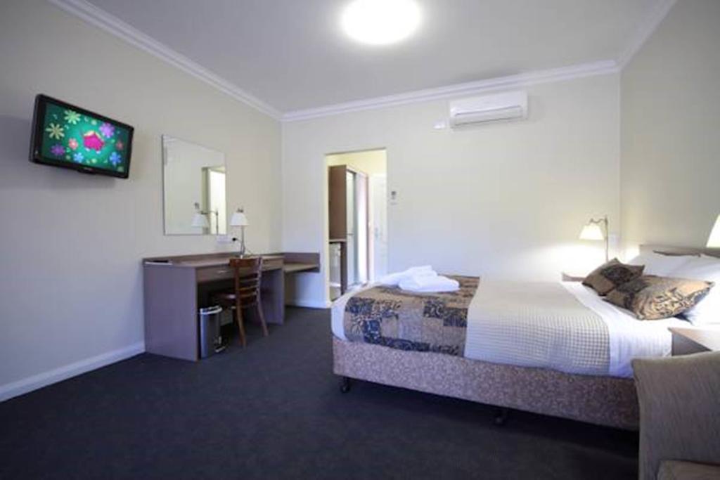 Gundagai Gabriel Motor Inn חדר תמונה