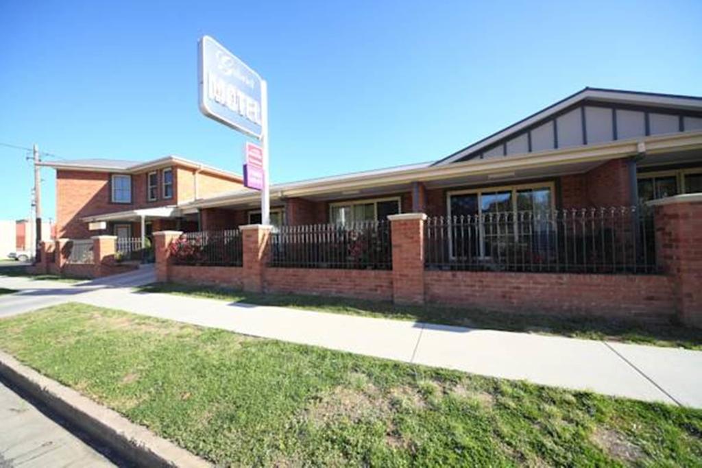 Gundagai Gabriel Motor Inn חדר תמונה