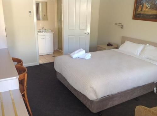 Gundagai Gabriel Motor Inn מראה חיצוני תמונה